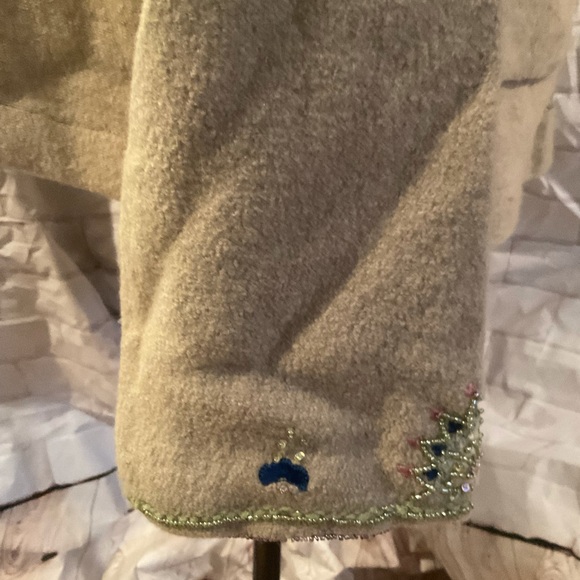 “APRIL CORNELL” 100% Wool Beaded Sweater. - Picture 12 of 14